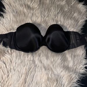 Victoria’s Secret BioFit Strapless Bra